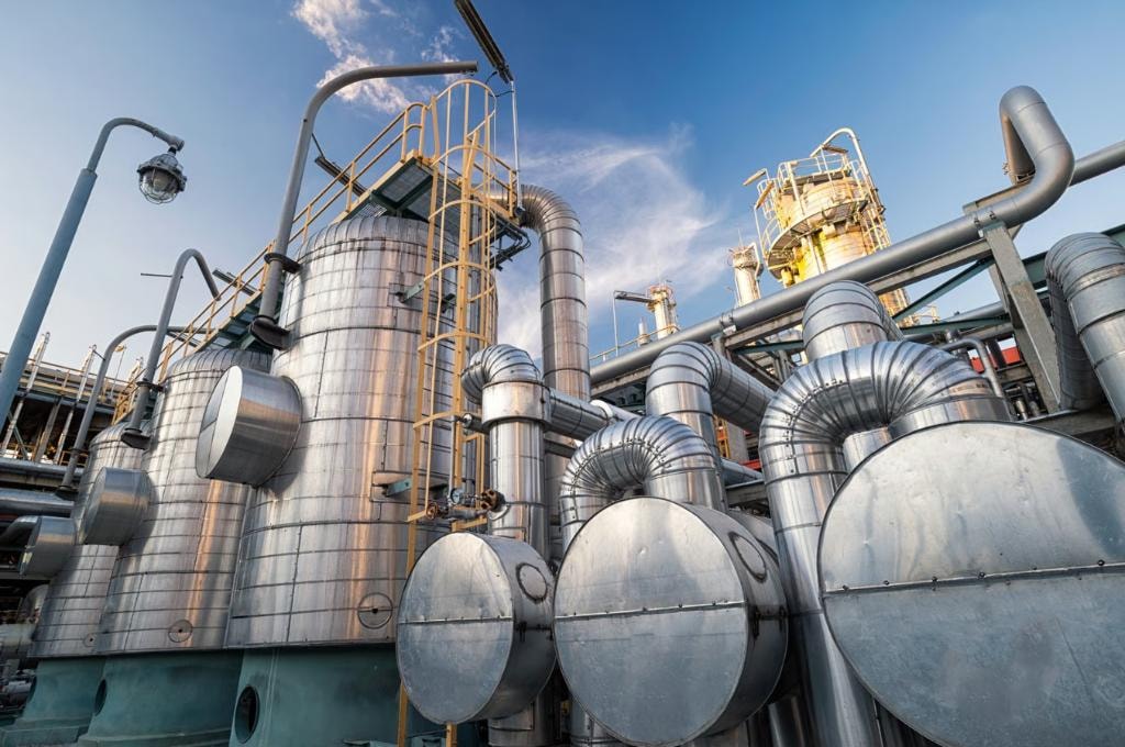 Industrial refinery plant
